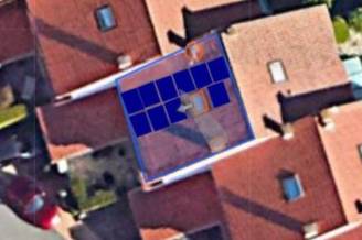 Instalación fotovoltaica para autoconsumo en vivienda unifamiliar situada en Oleiros